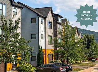140 Junction Ln, Charlottesville, VA 22902