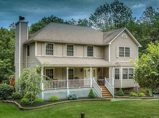 5 Eden Hill Rd, Florida, NY 10921