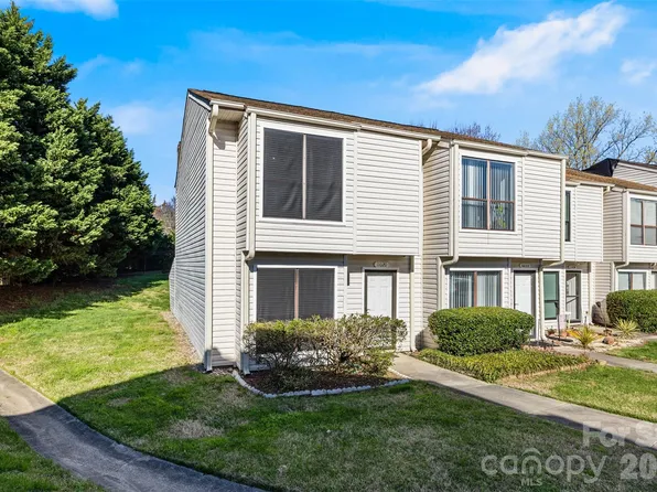 11020 Carmel Crossing Rd, Charlotte, NC 28226