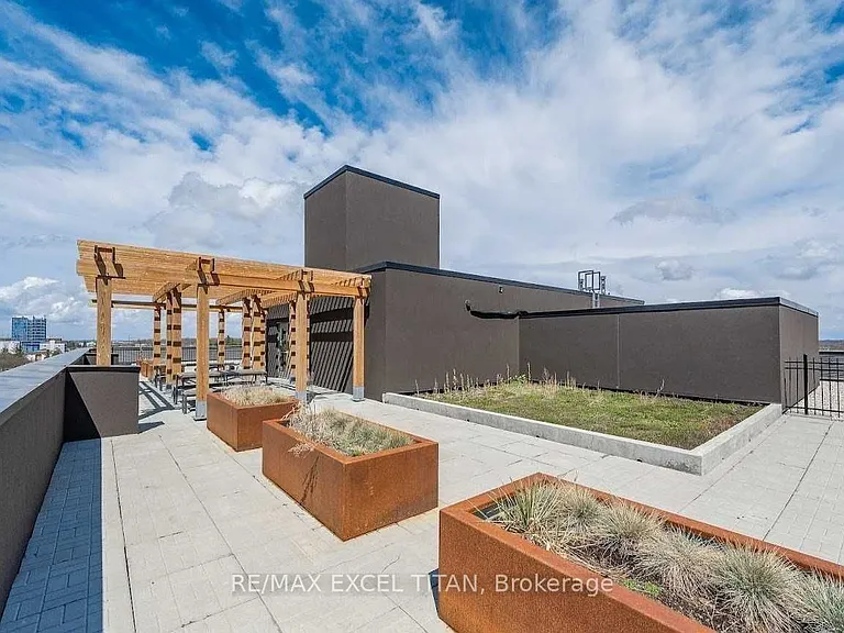 250 Albert St #620 — Photo 20