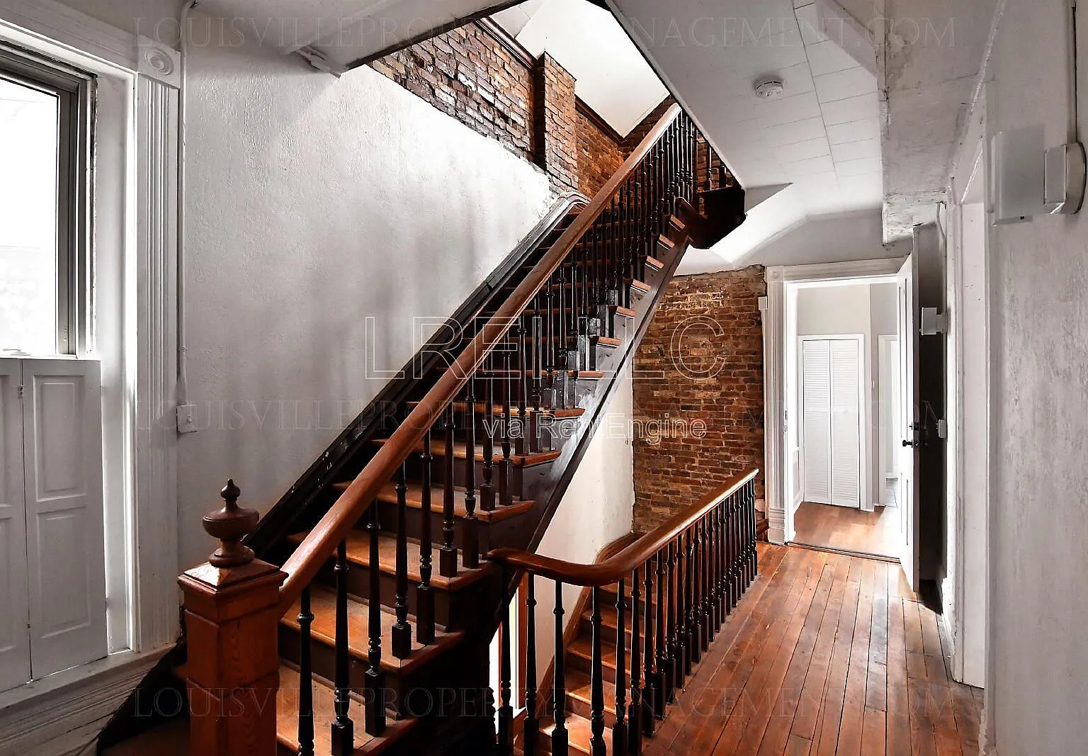 1 bed, 1.0 bath, 1100 sqft, $1,000 — Photo 2