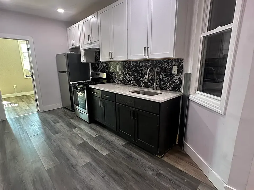 45 Logan Ave #3R