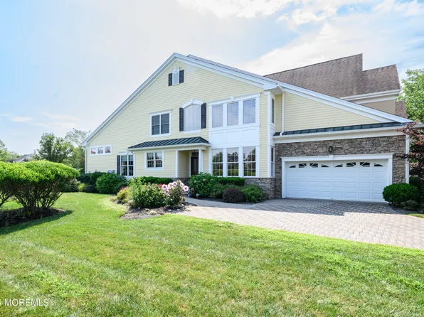 1 Hazelwood Terrace, Tinton Falls, NJ 07724