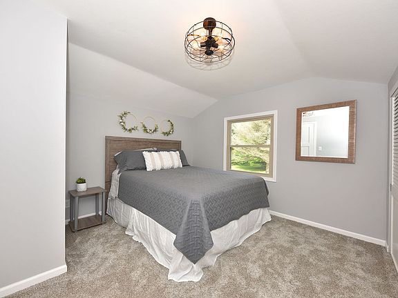 2nd image of N127W18880 Dandee Dr