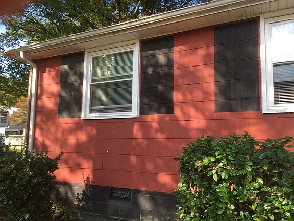 2nd image of 713 Bancroft Ave