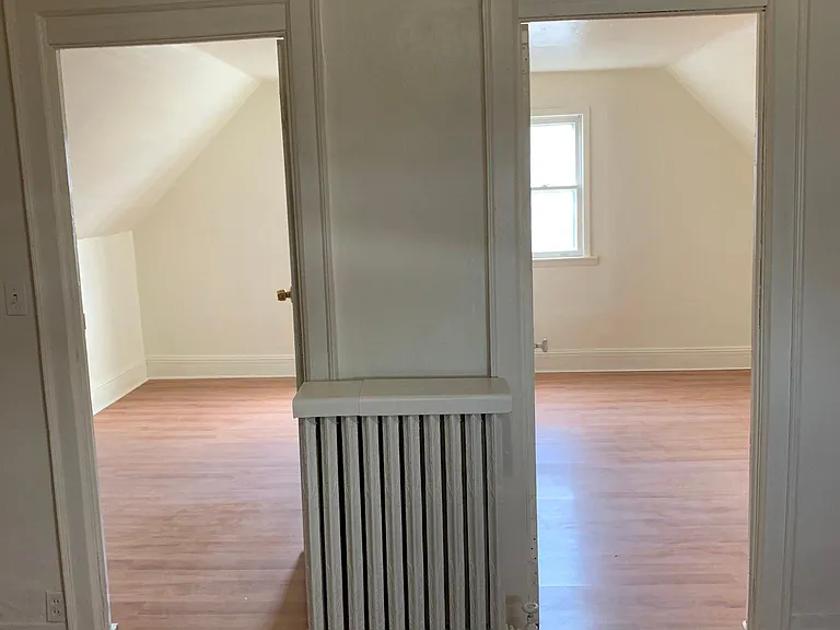 110 Longnecker St — Photo 16