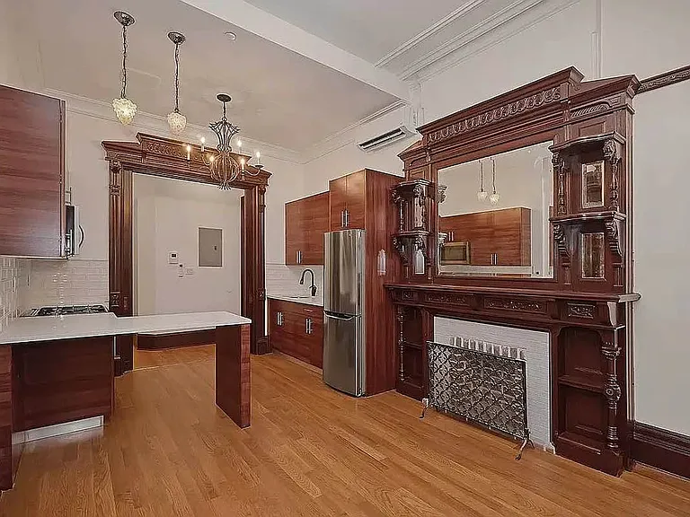 1245 Dean St #1 — Photo 2