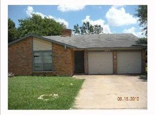 805 Cactus Dr, Round Rock, TX 78681