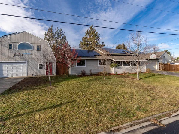 1511 SW 21st Pl, Redmond, OR 97756