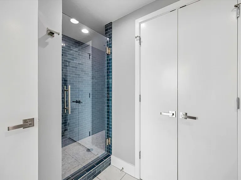300 Bowie St #2805 — Photo 10