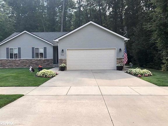 4th image of 9522 Amy Rd