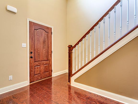 5th image of 4114 Cottage Square Way