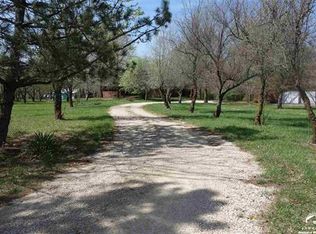 458 N 1500th Rd, Lawrence, KS 66049