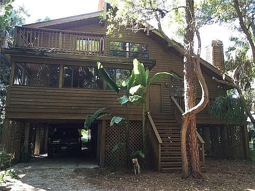 1st image of 1328 Country Club Way S