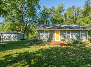 5550 NE 6th St, Des Moines, IA 50313