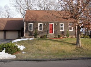 160 Midland Dr, Meriden, CT 06450