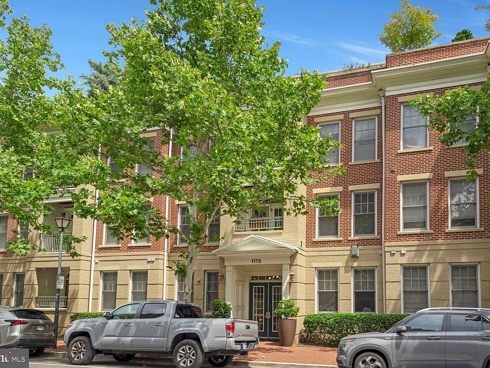 1st image of 1115 Cameron St Unit 212