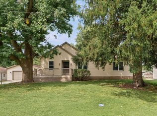 306 E Ethel St, Saint Joseph, IL 61873