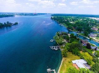 0 Swan Island Dr, Grosse Ile, MI