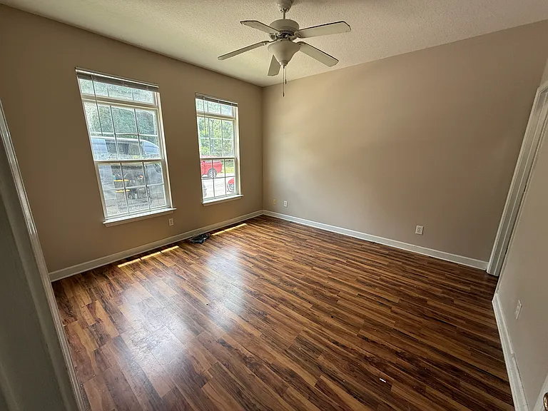 702 Tattnall Dr — Photo 11