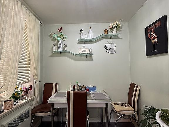 3rd image of 2514 E 7th St APT 5G