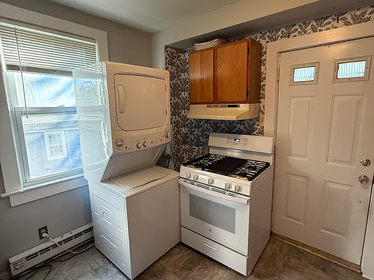 41 Dehart St #2 — Photo 7