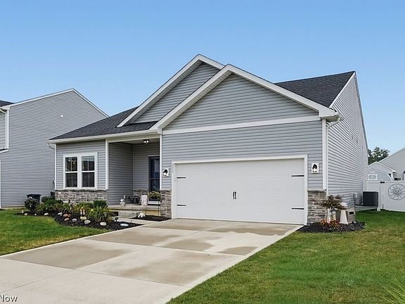 3rd image of 311 River Run Dr