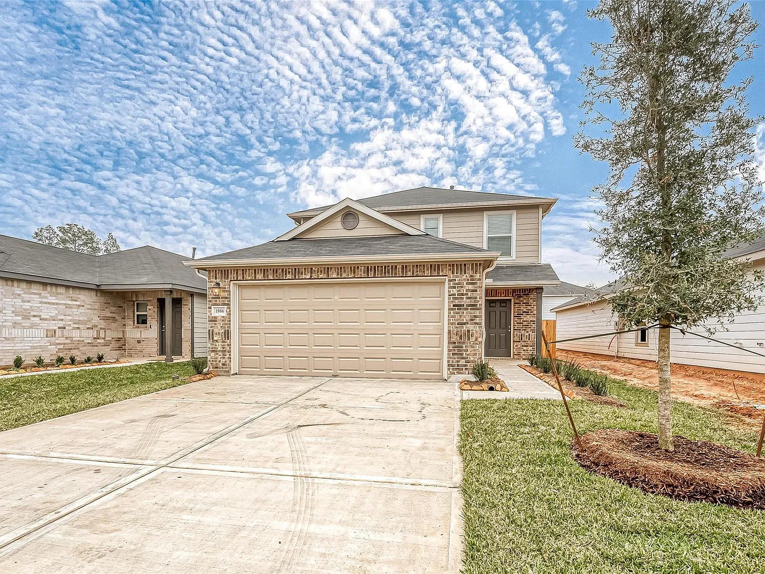 3 bed, 2.5 bath, 1590 sqft, $1,850 — Photo 1