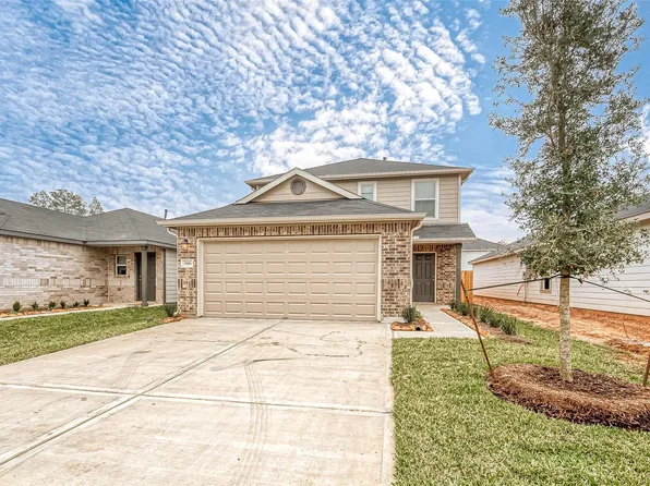 1986 Hidden Cedar Dr, Conroe, TX 77301