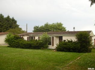 249 S Pitt St, Virginia, IL 62691
