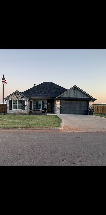 1st image of 125 Pepper Creek Trl