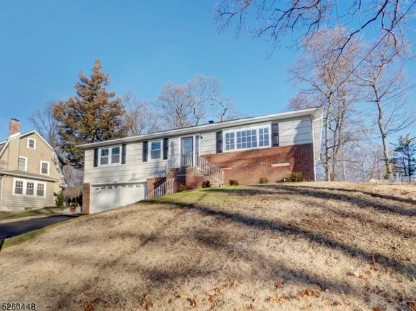 64 Beverly Rd, West Caldwell Twp., NJ 07006