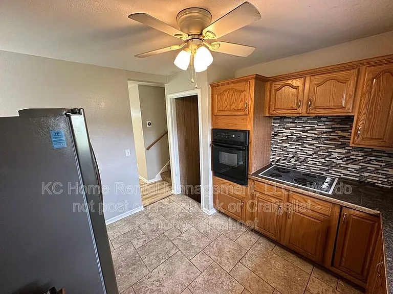 5029 NE 56th Pl — Photo 4