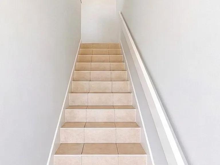 150 Santa Clara Dr #7 — Photo 3