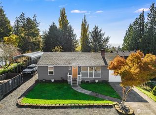 815 Hillcrest Dr, Longview, WA 98632