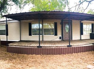 119 Bateman Rd, Red Rock, TX 78662