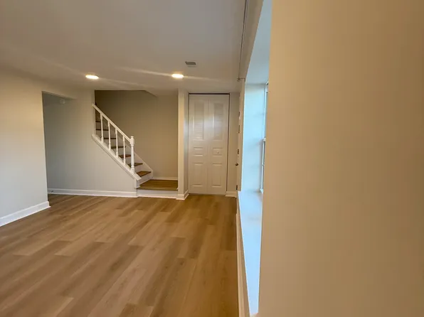 11704 Rosearbor Ct, Germantown, MD 20876