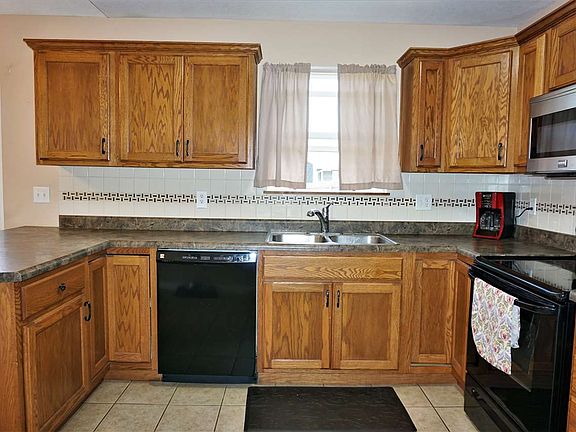 5th image of 1313 Marshall Ct