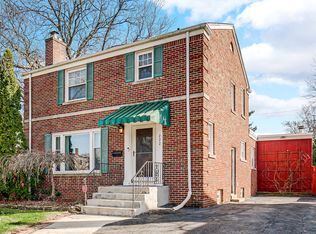 222 Beacon Pl, Munster, IN