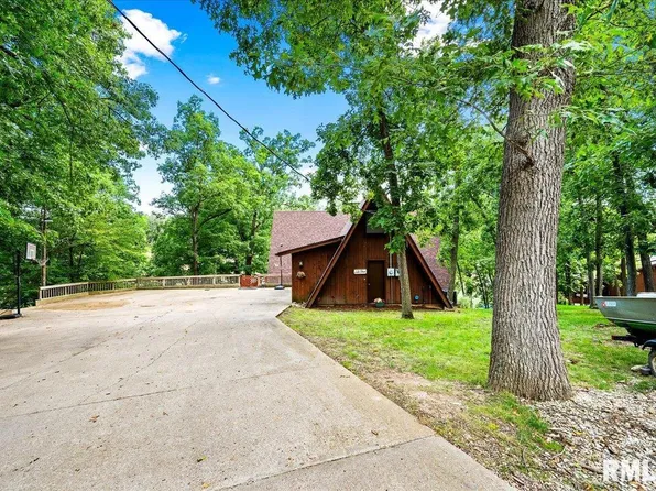 90 Oakridge Ct, Dahinda, IL 61428