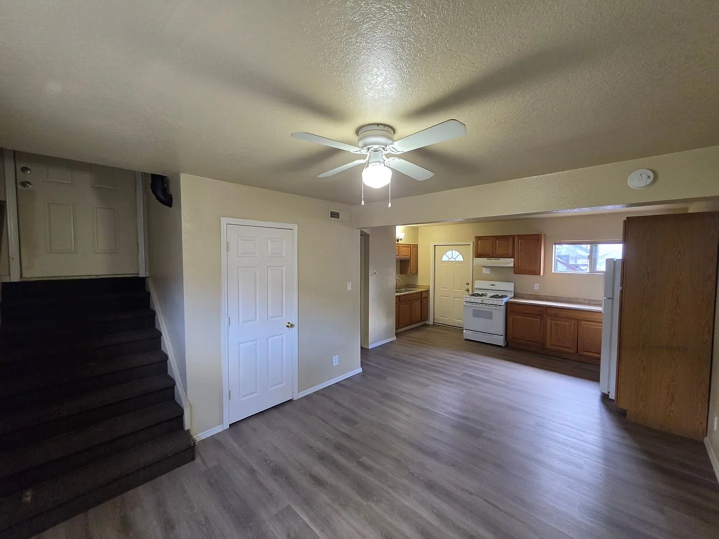 2112 N First St — Photo 2