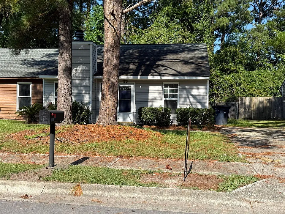 173 Corey Cir