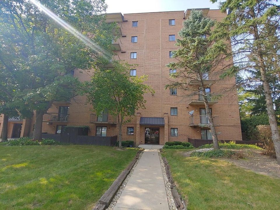1st image of 6020 Lake Bluff Dr Unit 402