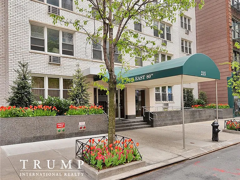 215 E 80th St #11M — Photo 1