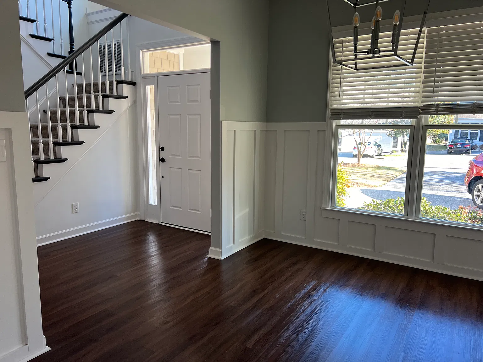 3 bed, 2000 sqft, $3,095 — Photo 4