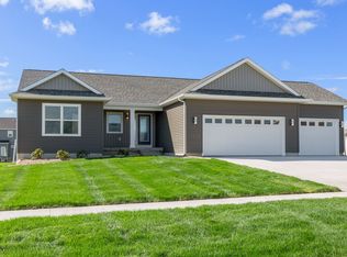1835 Waxing Way, Waterloo, IA 50701