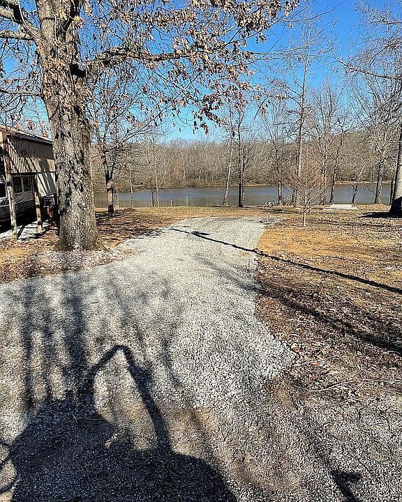 1st image of 115 Clearwater Cir