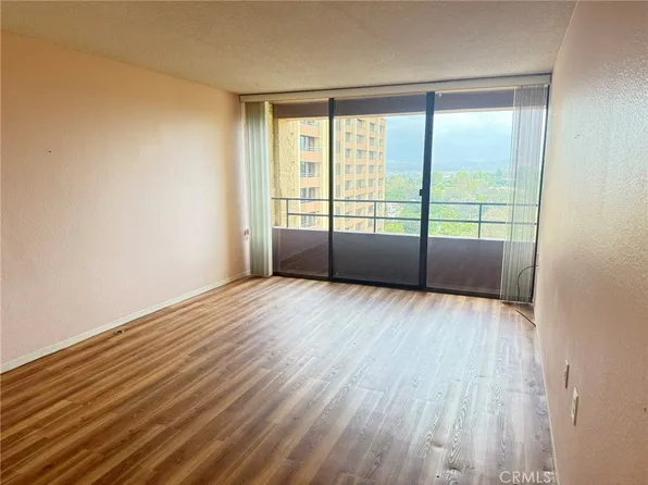 24055 Paseo Del Lago Unit 952, Laguna Woods, CA 92637