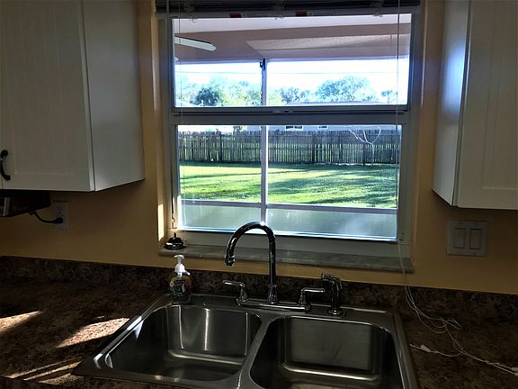 3rd image of 20243 Emerald Ave