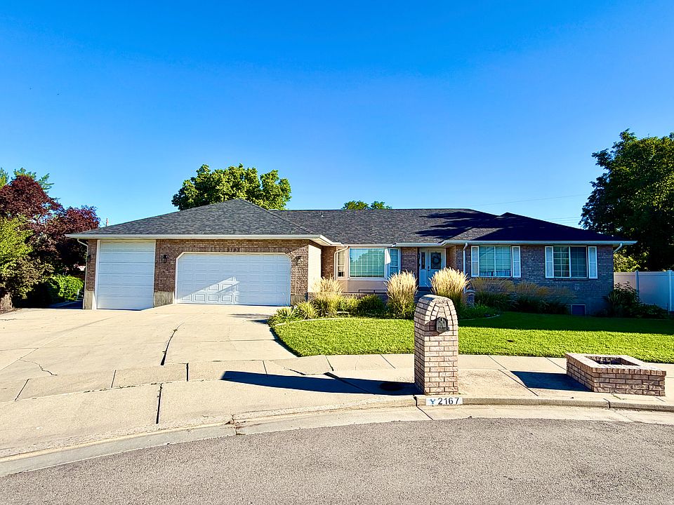 1st image of 2167 E Eagle Ray Ct